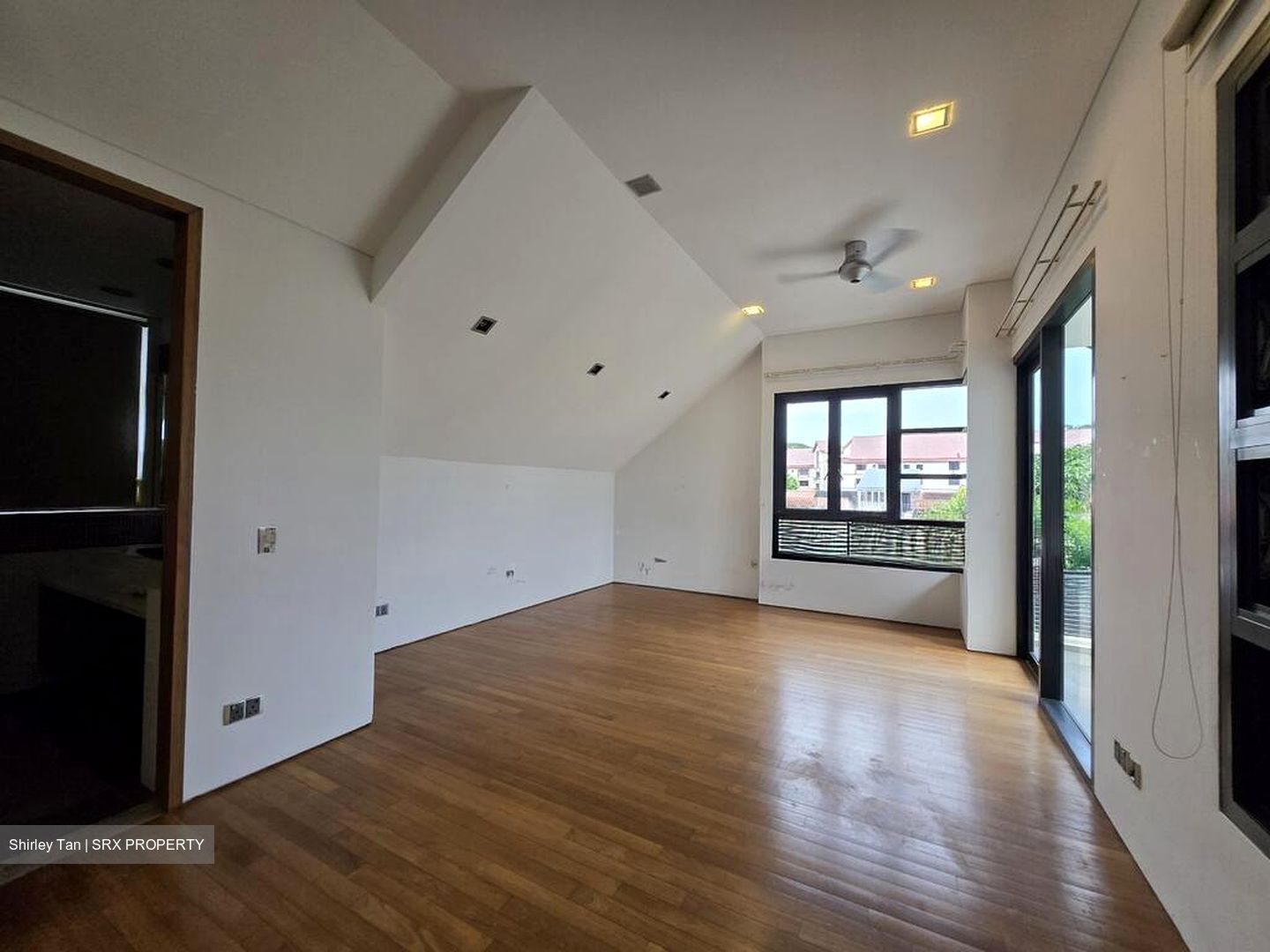 Serangoon Garden Estate (D19), Semi-Detached #503902271